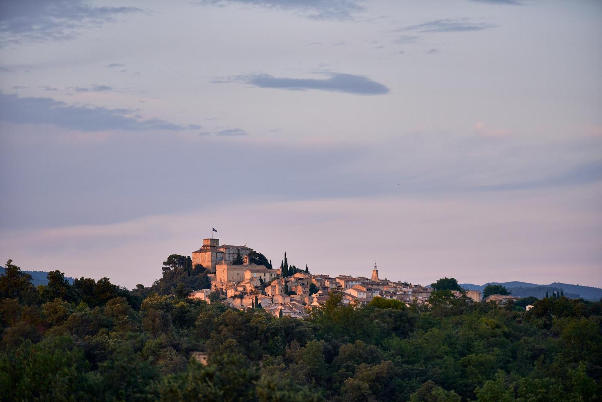 Bed and Breakfast Domaine La Ferme Hi Bride Villelaure Esterno foto