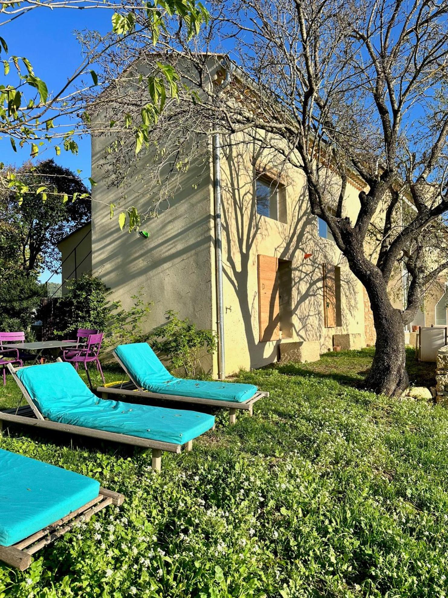 Bed and Breakfast Domaine La Ferme Hi Bride Villelaure Esterno foto